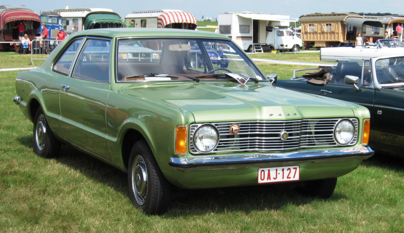 Ford_Taunus_1.3_TC_ca_1974_Schaffen-Diest_2012.jpg