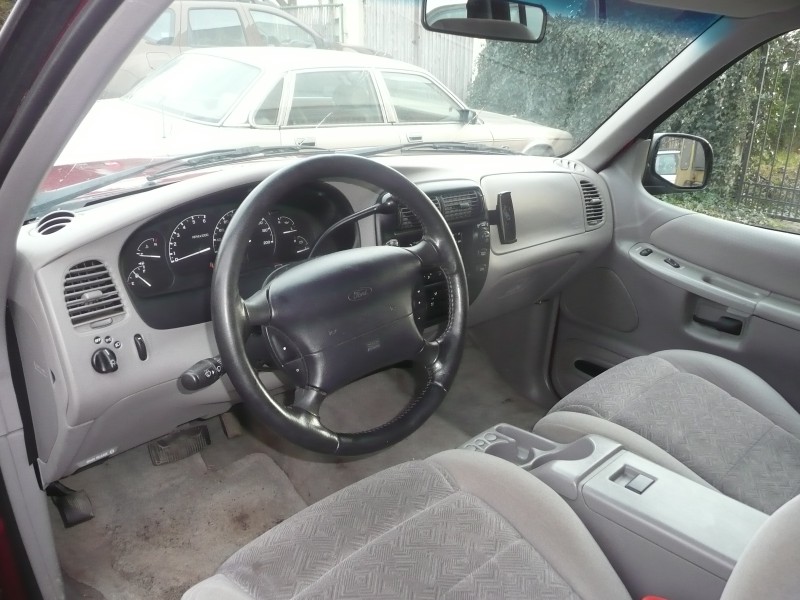 Ford Explorer 078.JPG