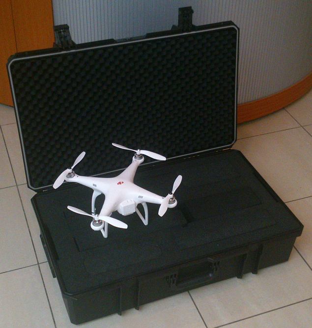 kufr dron.jpg
