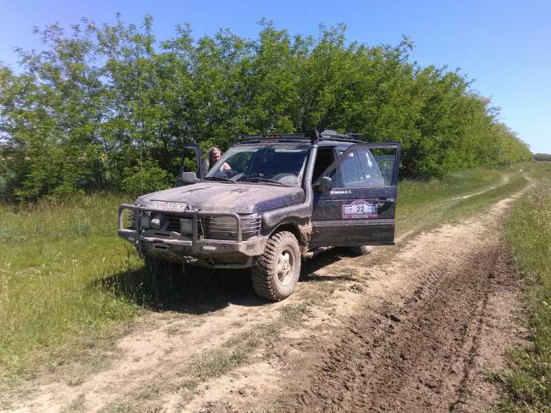 a takto sme na rally Budapest - Bratislava a v interiery je asi 2cm prachu