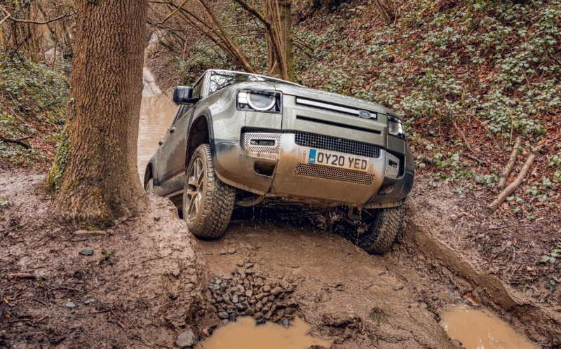 Defender-08.jpg