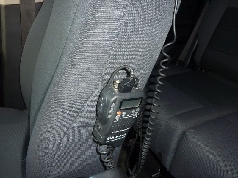 Detail - napájení z 12V a externí anténa .