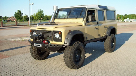 Defender_110_058.JPG