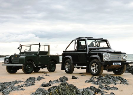 lr_defender_oldnew_450.jpg