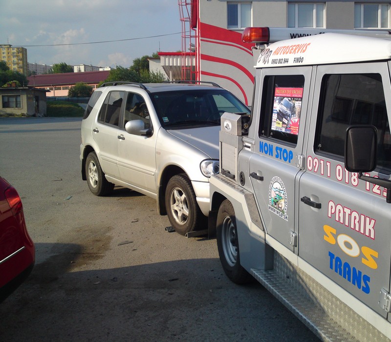 Mercedes ML 2.jpg