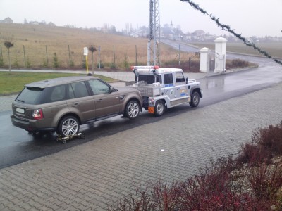 Range Rover  facebook 1.jpg