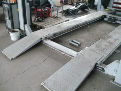 4-sloupový, 4-tunový hevers podzvihem (11).JPG