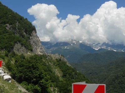 cesta ke kazbegi