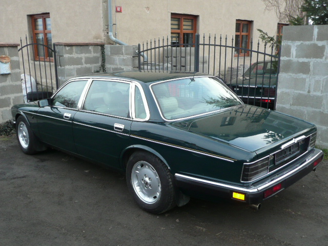 Daimler Majestic 004.JPG