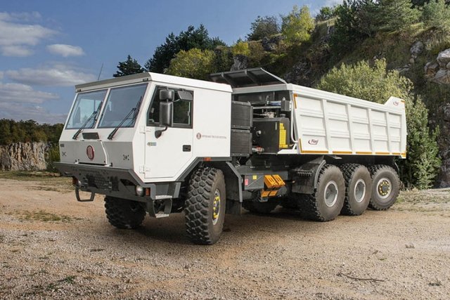 tatra_t815-7_mining-australia_03.jpg