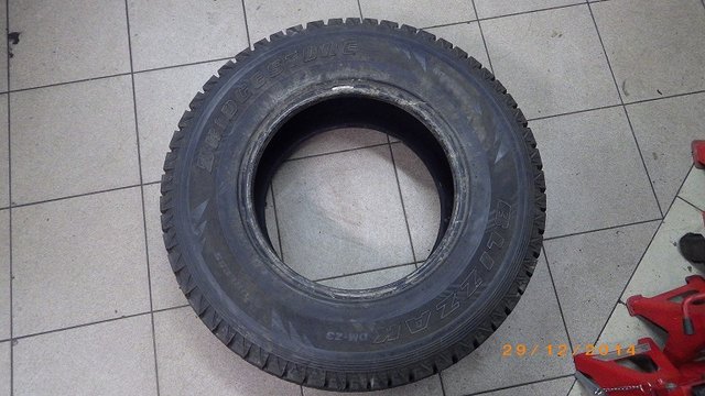 pneu.JPG