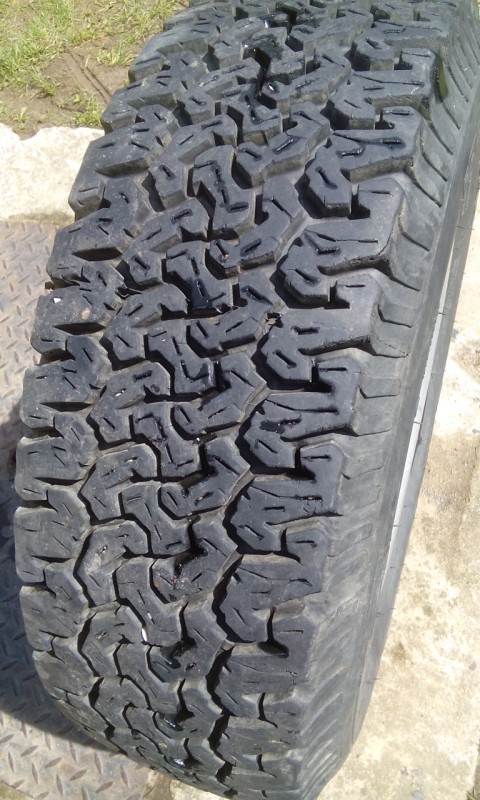 IMG_20150414_132306.jpg pneu 2.jpg