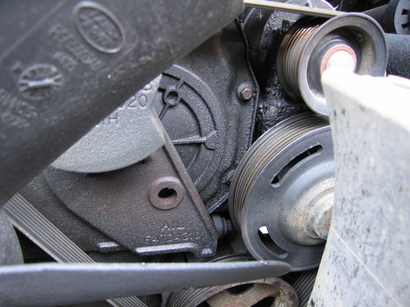 IMG_1258 motor zpředu_up.jpg