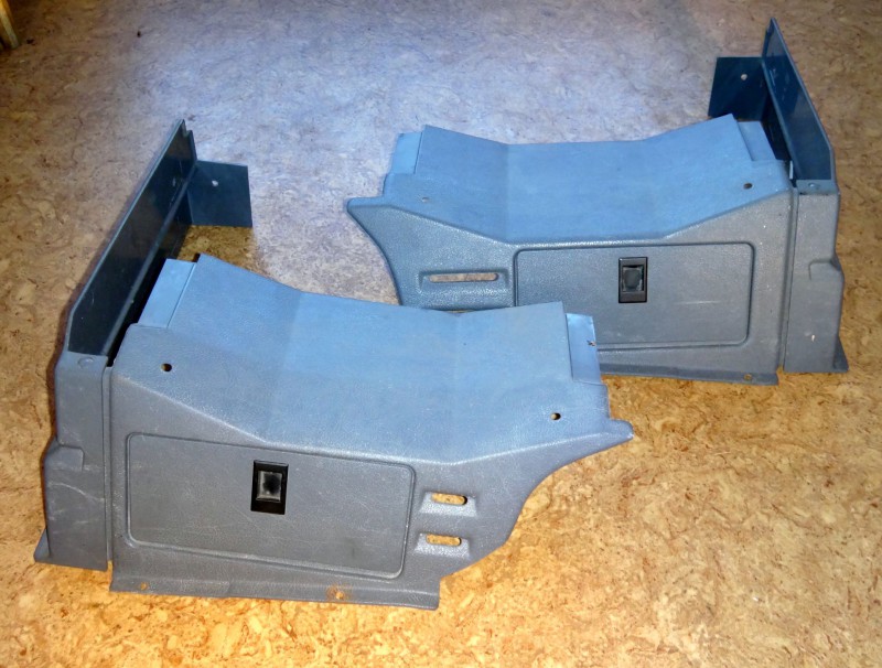 PLASTY SEDACKY DI.JPG