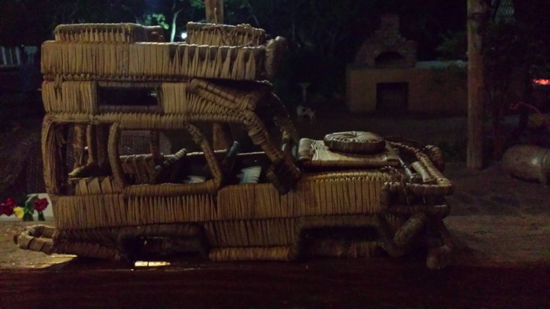 Land Rover z trávy